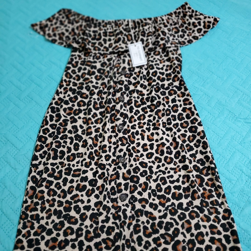 I sell this nice dress